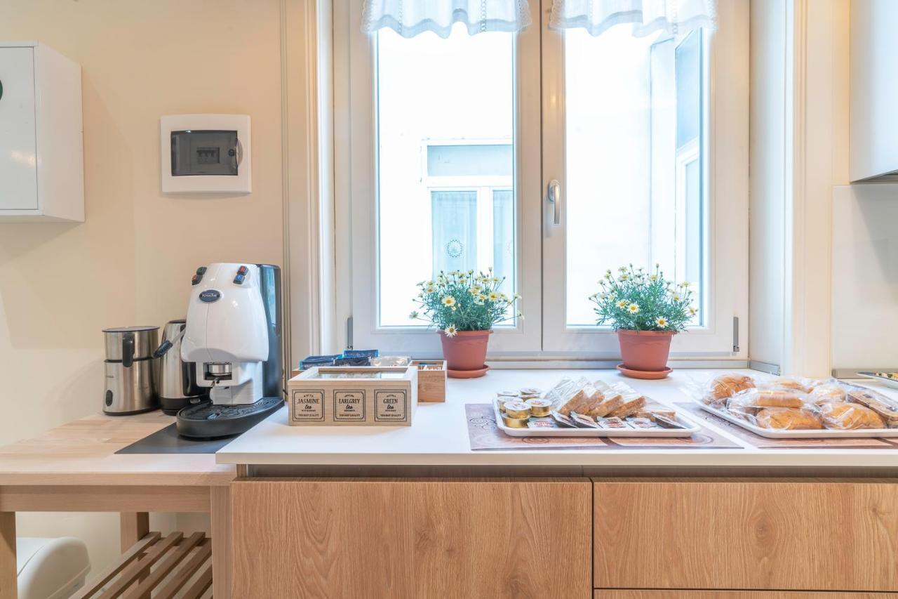 B&B Handy Palermo Eksteriør billede